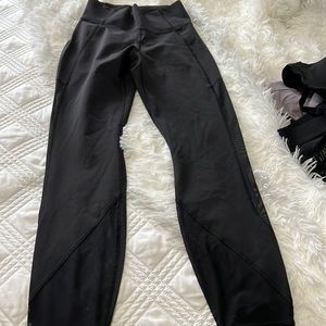Good condition lululemon leggings